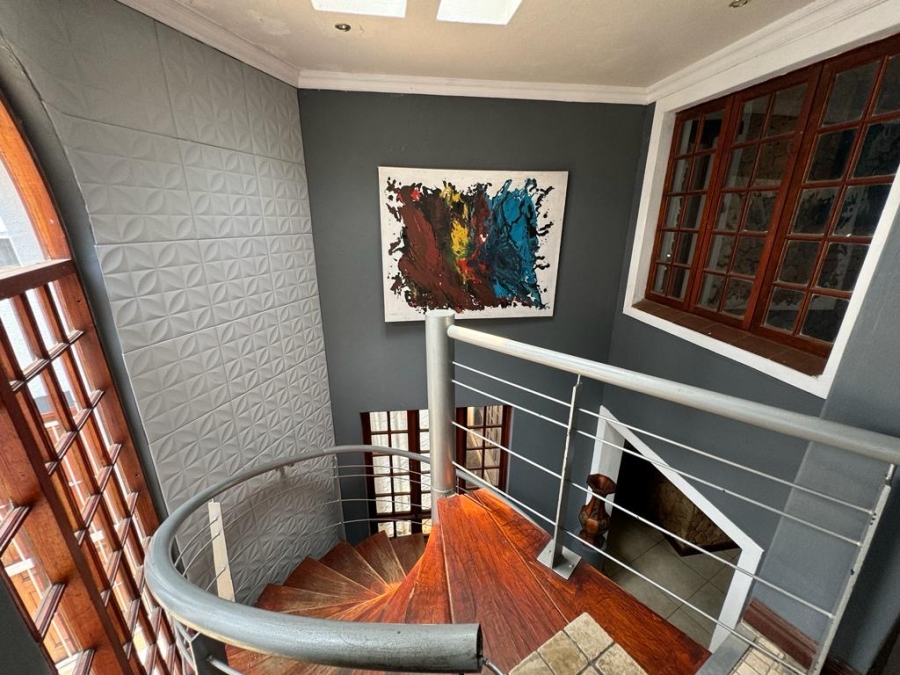 10 Bedroom Property for Sale in Kosmos North West